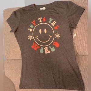 JOY TO THE WORLD * Christmas TEE * Short Sleeves for Warm Weather * Smiley Face